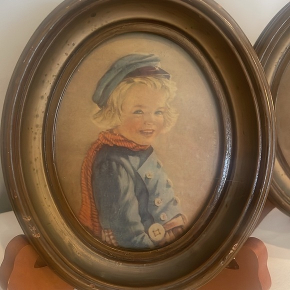 Little Dutch boy and girl framed prints oval frames vintage - Picture 2 of 4